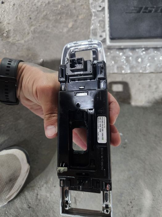 Панел/копче аварийни за Porsche Cayenne 9Y