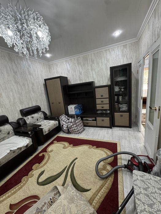 Продам 3 комн.кв - 8 мкр