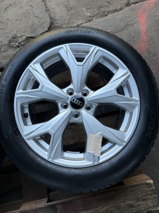 Jante originale Audi A1 cu anvelope NOI de iarna 205/55 17