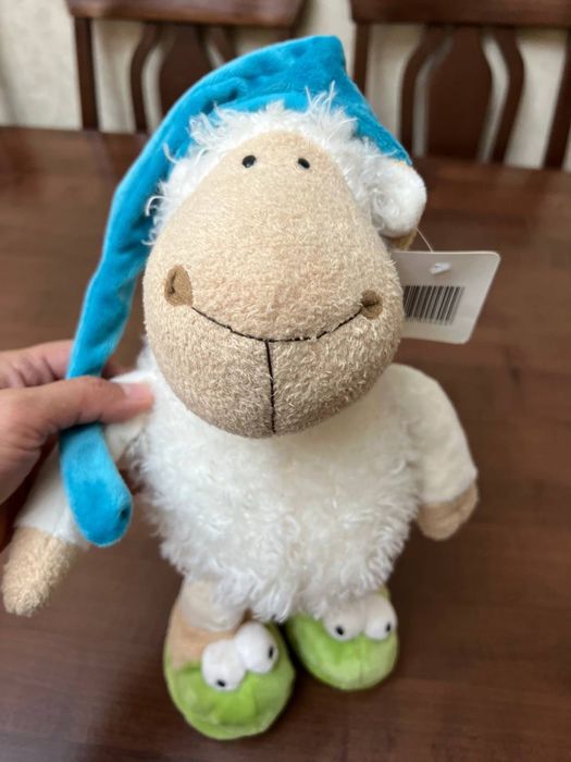 Мягкие игрушки мишки  коллекционые и овечка