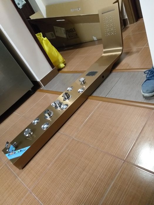 Panel de duș multifuncțional cu Led RoseGold