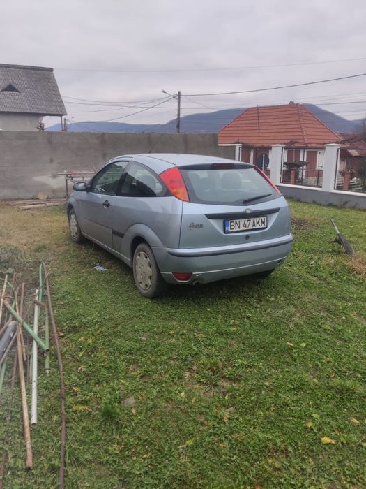 Ford focus     2004