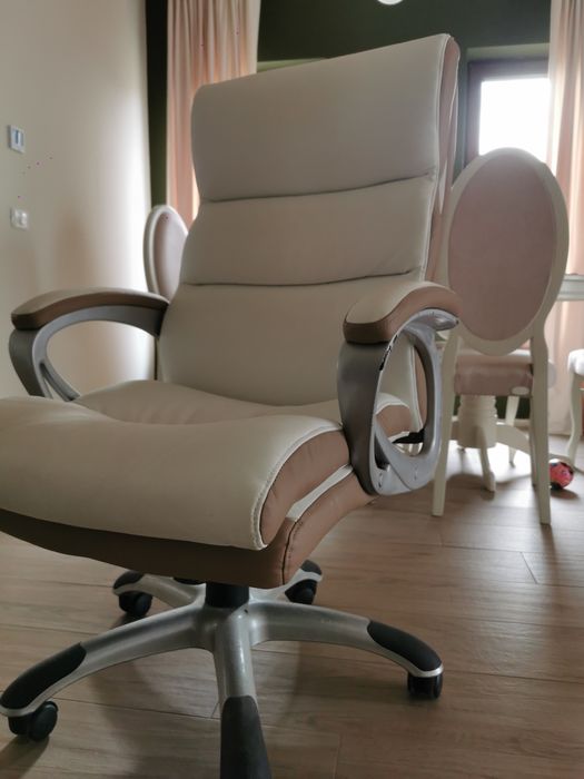 Scaun de birou piele alba
