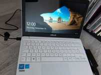 Mini laptopuri ASUS (X206H si Eee PC) cu defecte