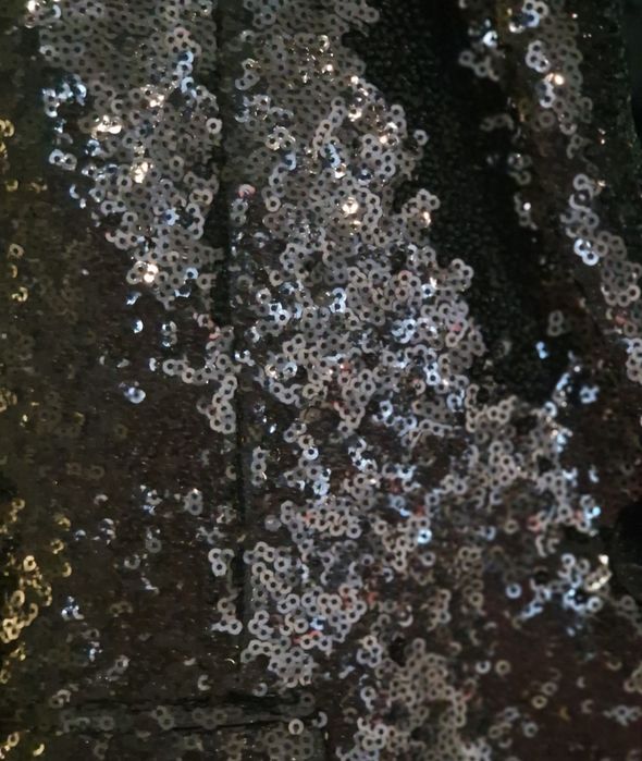 Елегантно пайетено сако