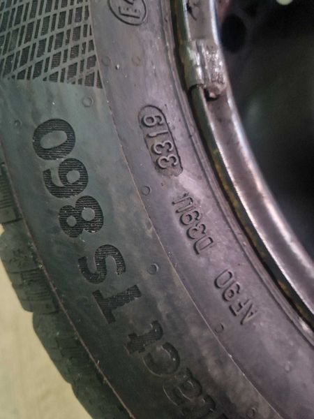 2 Continental R15 185/60/ 
зимни гуми 
DOT3319