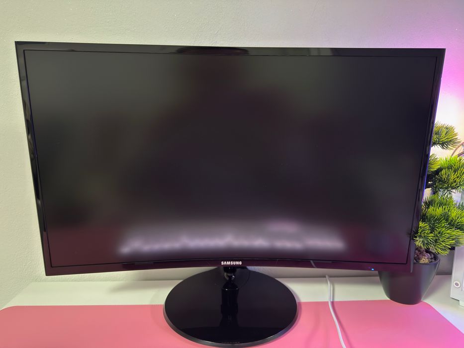 Monitor Samsung 24 inch curbat