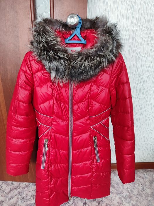 Продам зимнюю куртку отличного качества