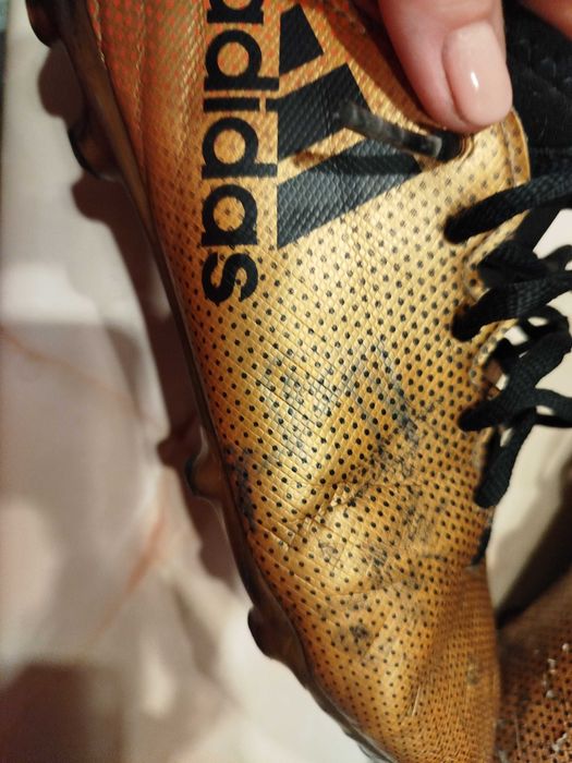 Adidași ADIDAS de fotbal, 37, utilizabili,cu semnături