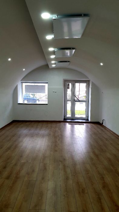 De inchiriat spatiu comercial ultracentral