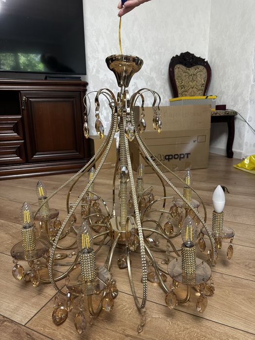 Люстра  объемная