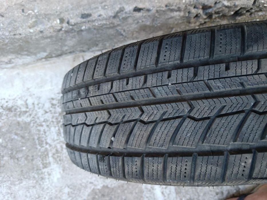 Чисто Нови  гуми 185/60/R14 от VW polo 2007,но стават и за Audi and Sk