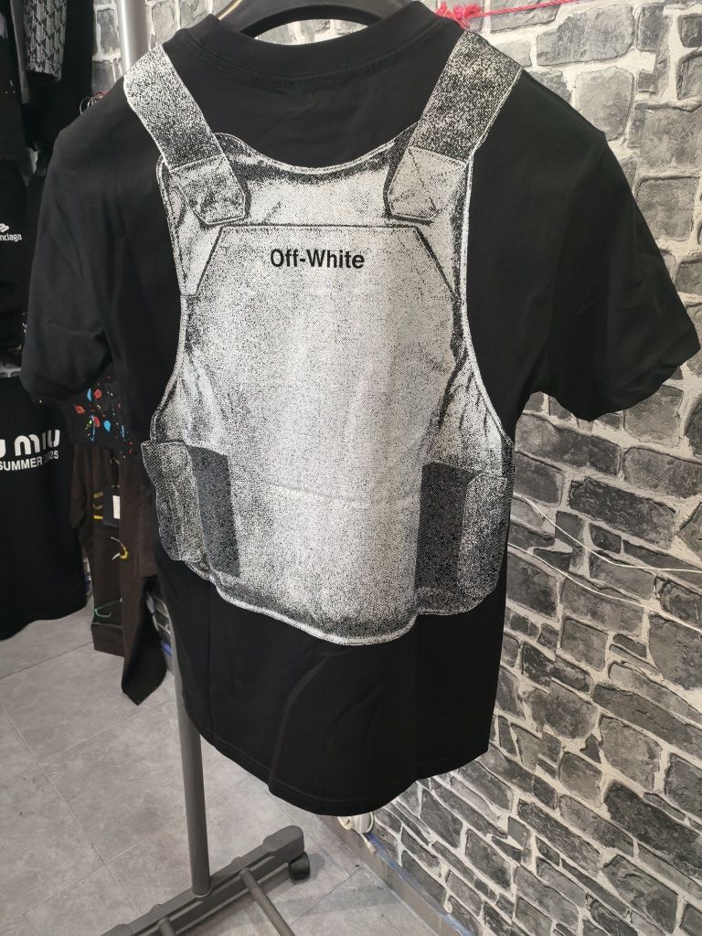 Off White тениски