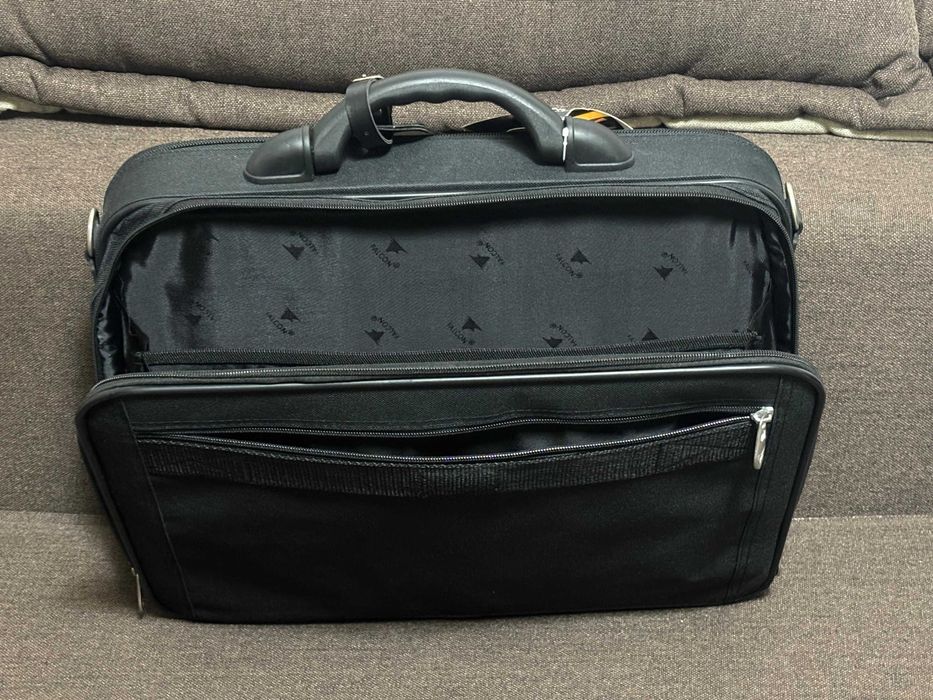 Geanta laptop Falcon
