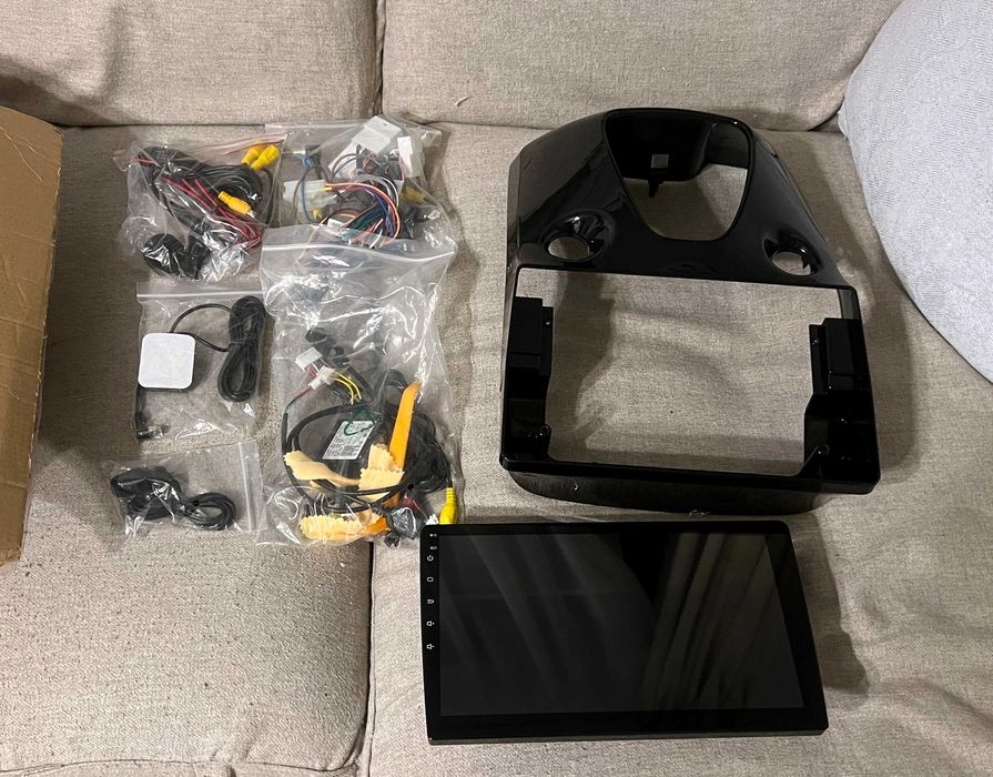 Unitate multimedia Android Toyota Aygo/Peugeot 108Citroën C1 2014–2018