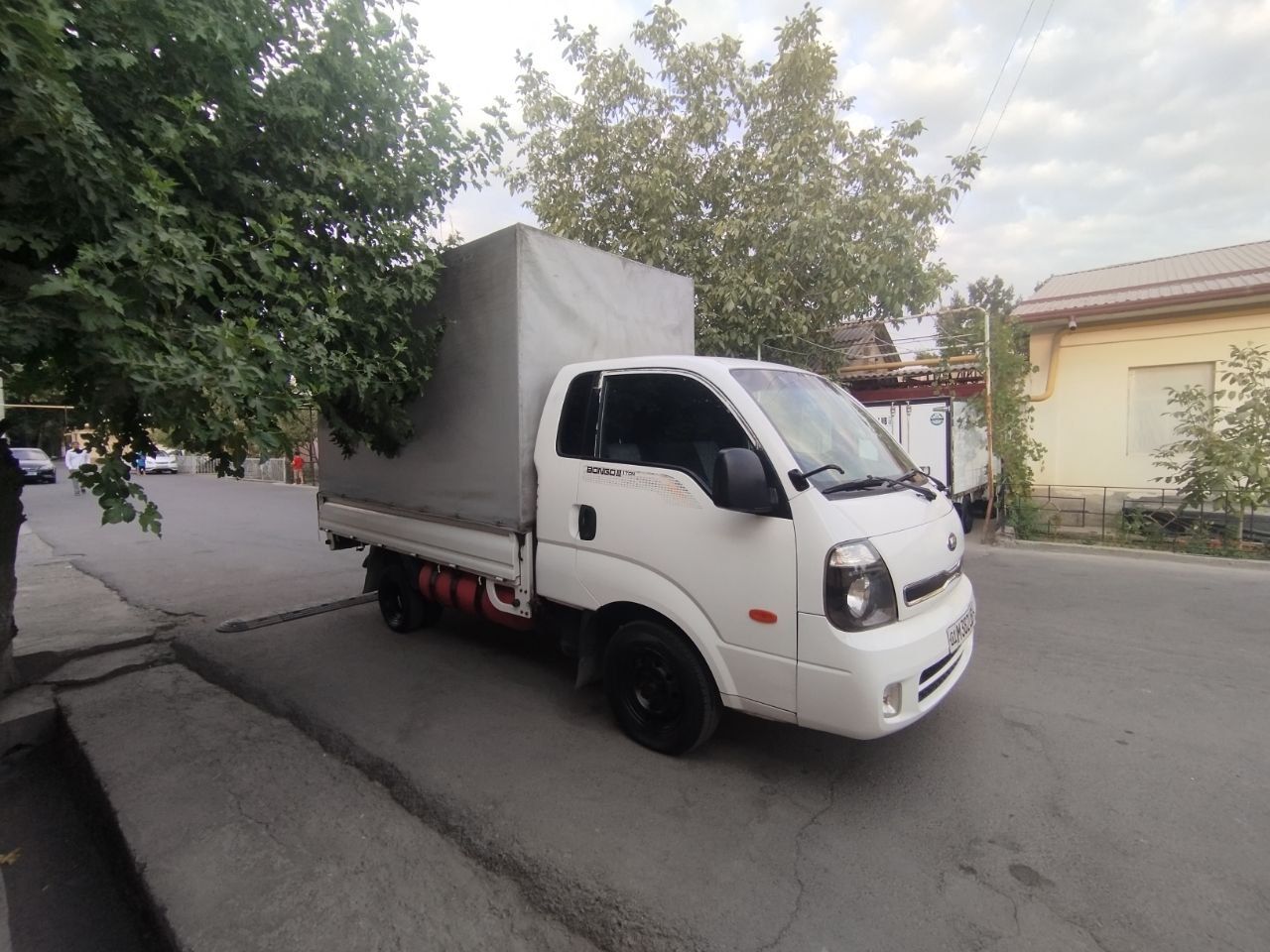 Kia bongo 2014 yil turb turgan kamciligi yoq balonlari yengi hamasi