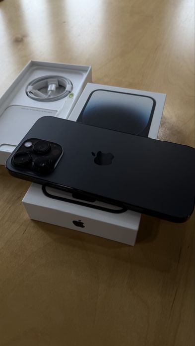 Vand iphone 14 pro max, 256 gb