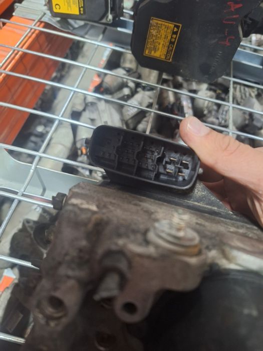 Abs модул Lexus IS200 / Лексус ИС200