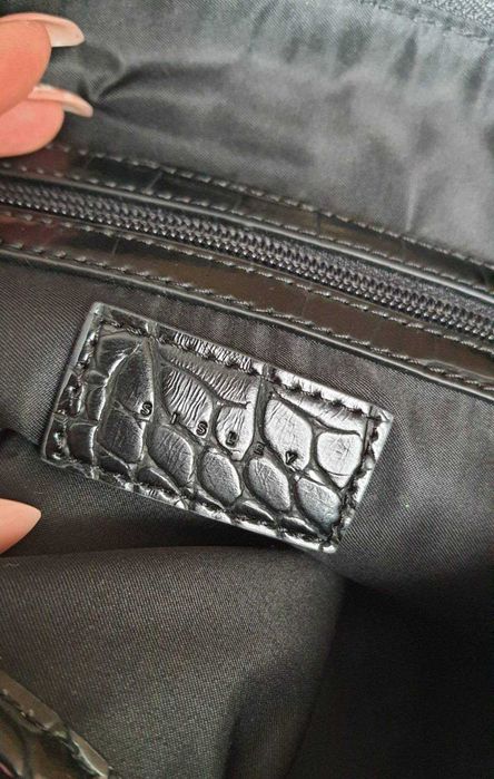 Дамска черна голяма чанта Sisley