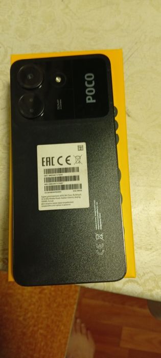 Продам телефон Poco c65