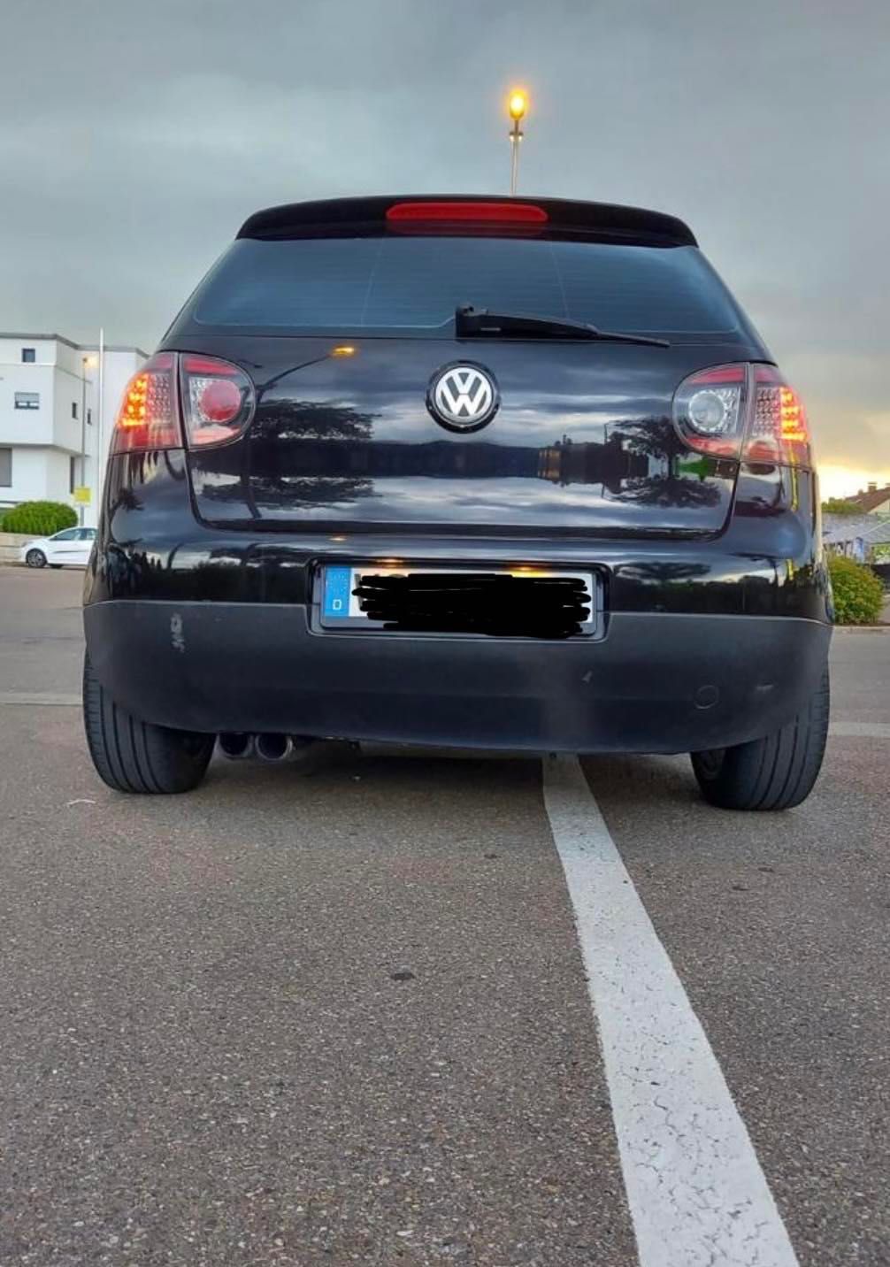 VW Golf V 1.6 Benzin