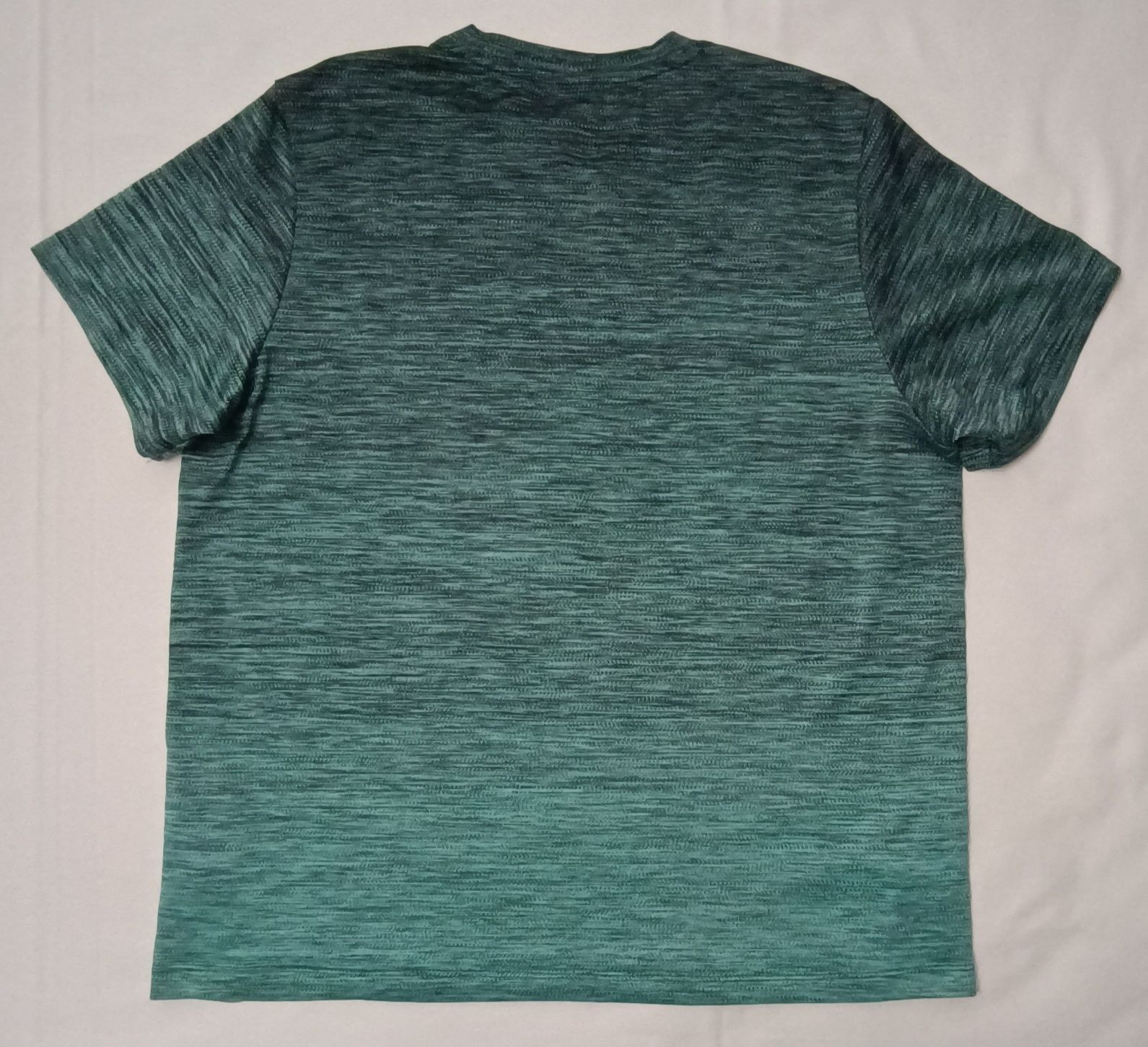Adidas Gradient Tee оригинална тениска L Адидас спорт фланелка фитнес