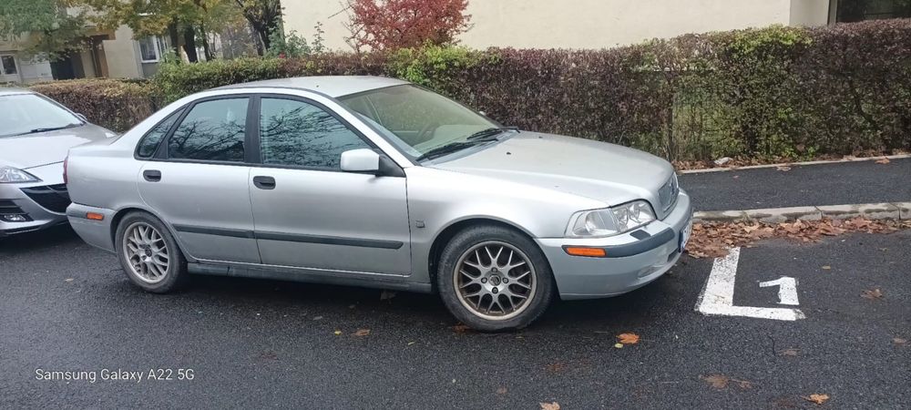 bara volvo s40 dezmembrari volvo s40 an 2001 euro3
