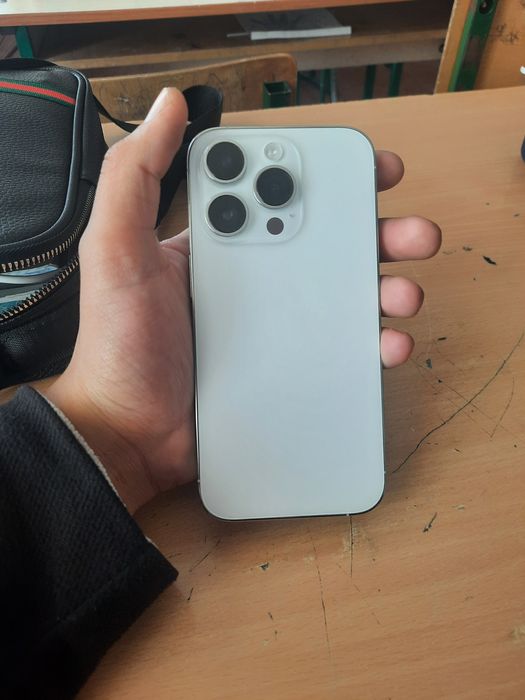 Iphon 14 pro rangi oq