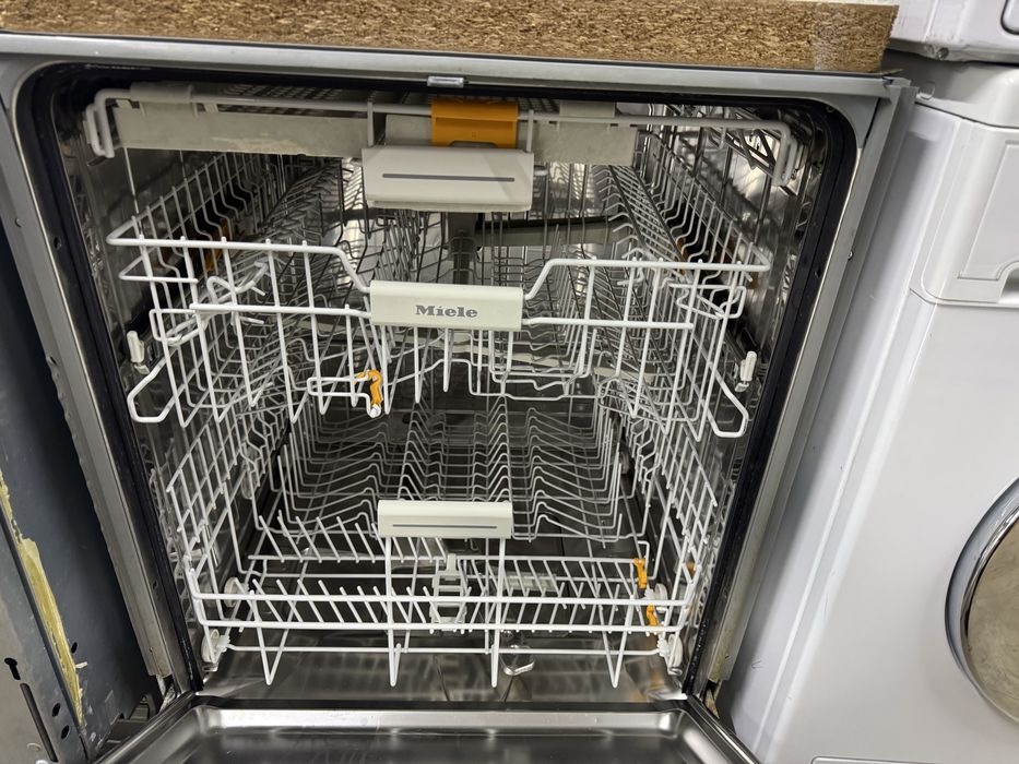 Съдомиялна 60см Miele A+++ GERMANY Гаранция