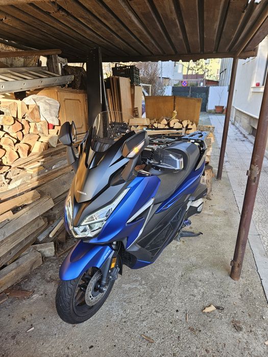 Honda Forza 350 - 2022 garantie 2026