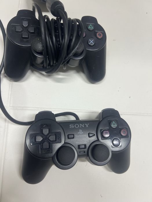 Джойстик контроллер для PlayStation 2 две штуки за 10000