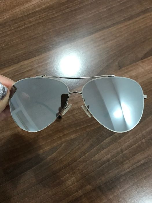 Ochelari de soare Guess