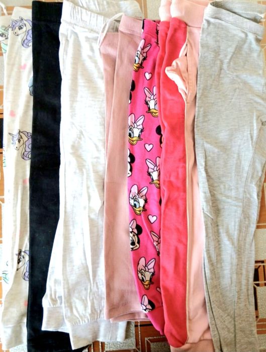 7 perechi de pantaloni