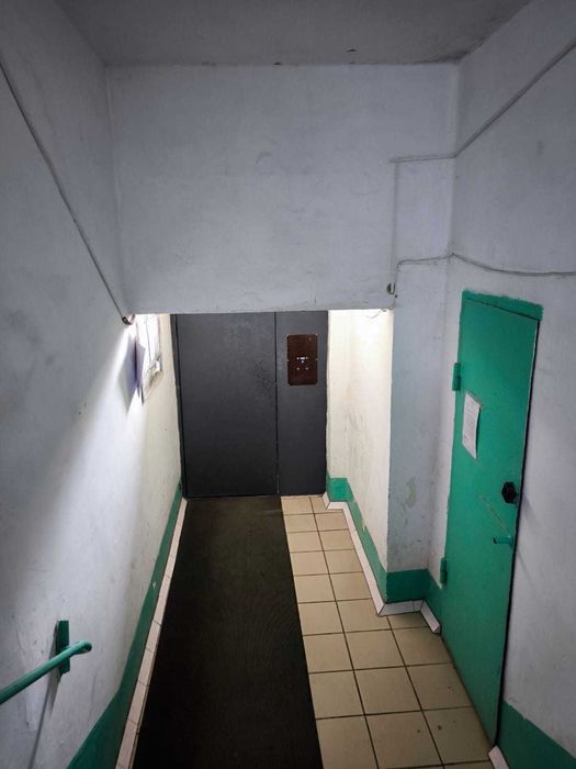 Продам 2комн кв в районе универа Жубанова