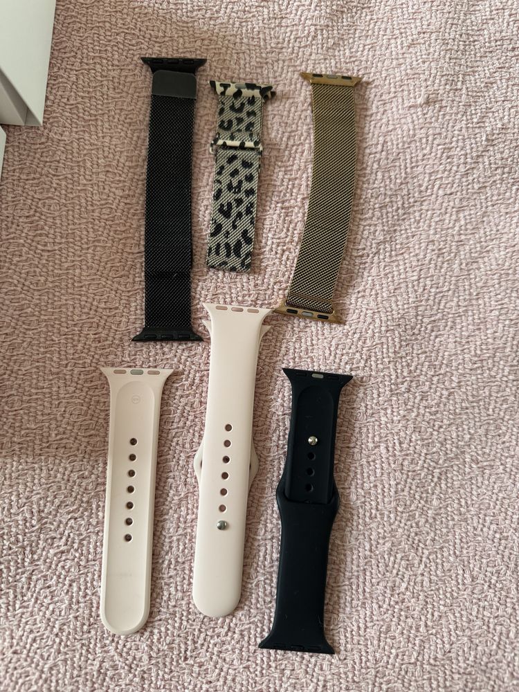 Apple iWatch Series 5 Rose Gold, 40 мм с подарък