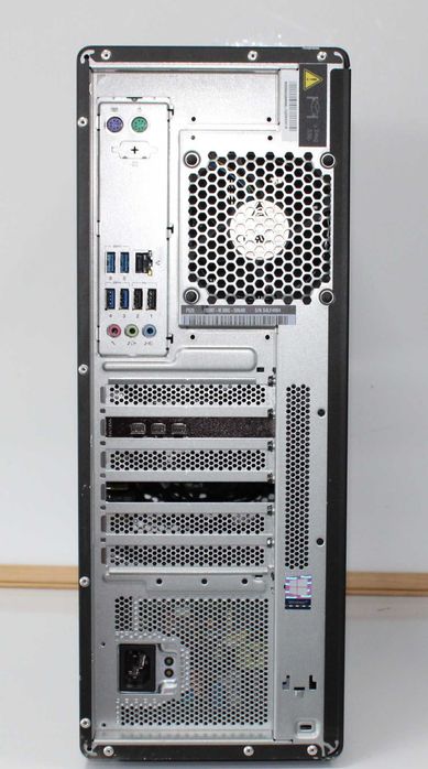 Работна станция Lenovo P520 W-2133/16GB RAM/240GB SSD