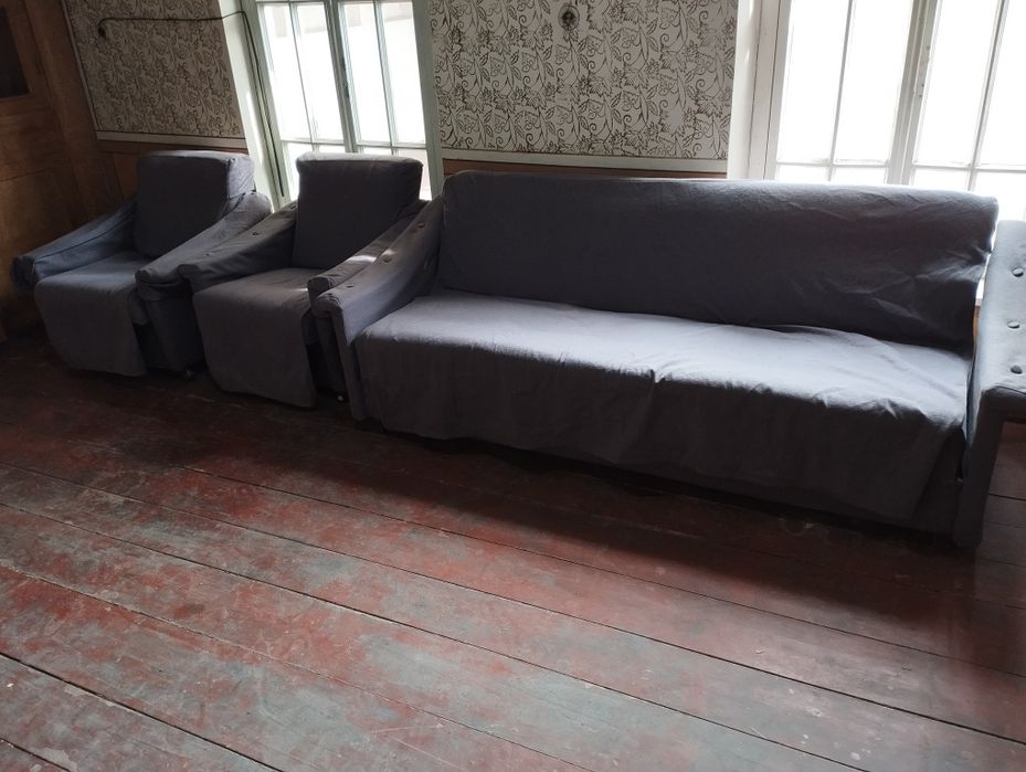 Диван с креслами