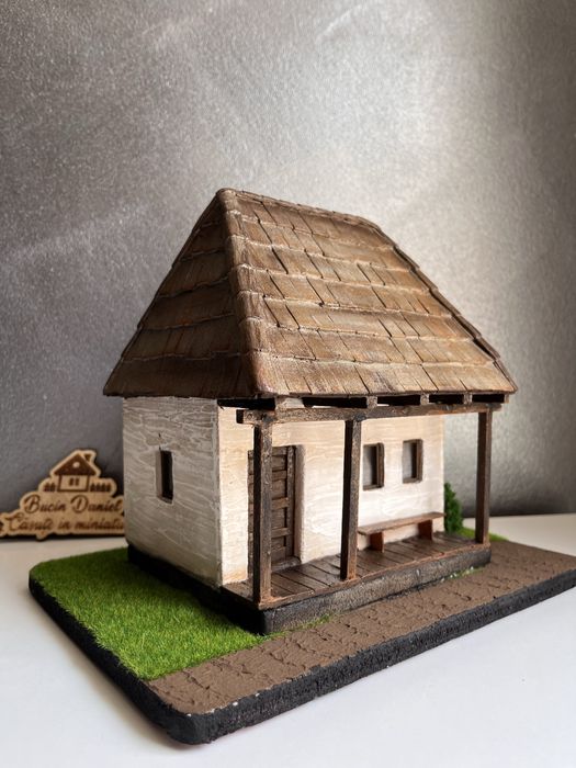 Cadou personalizat, casa in miniatura , casa batraneasca