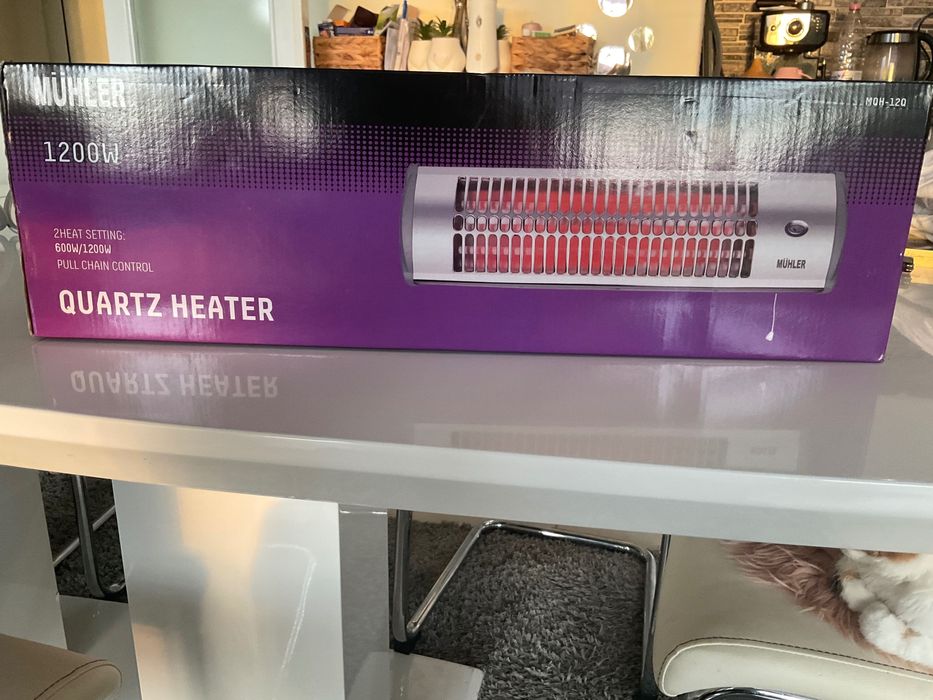 Muhler 1200W Quartz Heater. 600/1200W heat settings. New. Perfect.