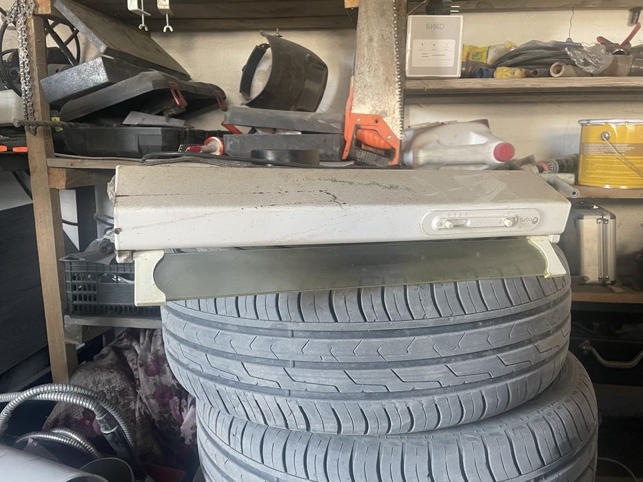 Продам кухоную вытяжку