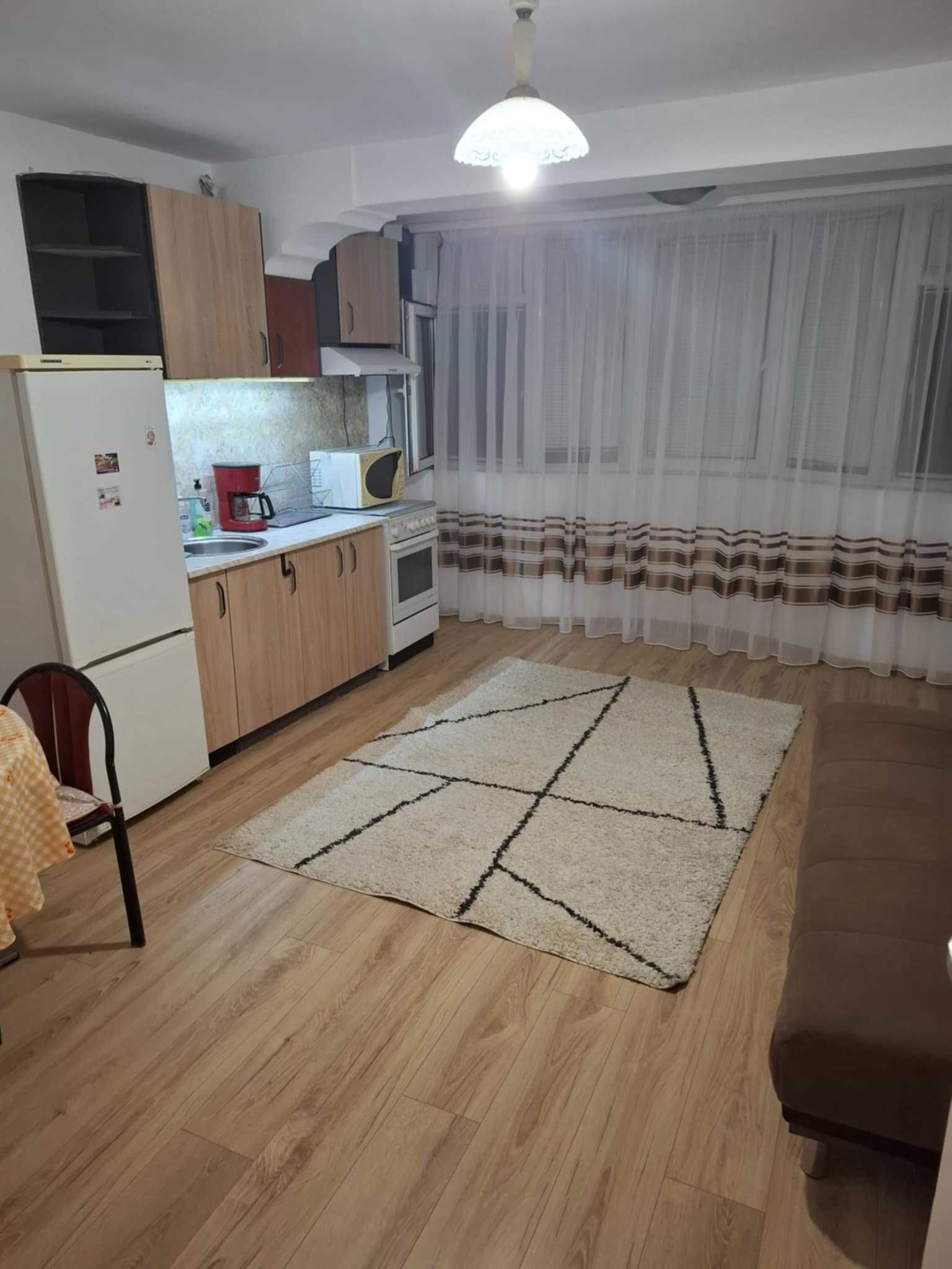 Двустаен апартамент в централна градска част в Бургас
