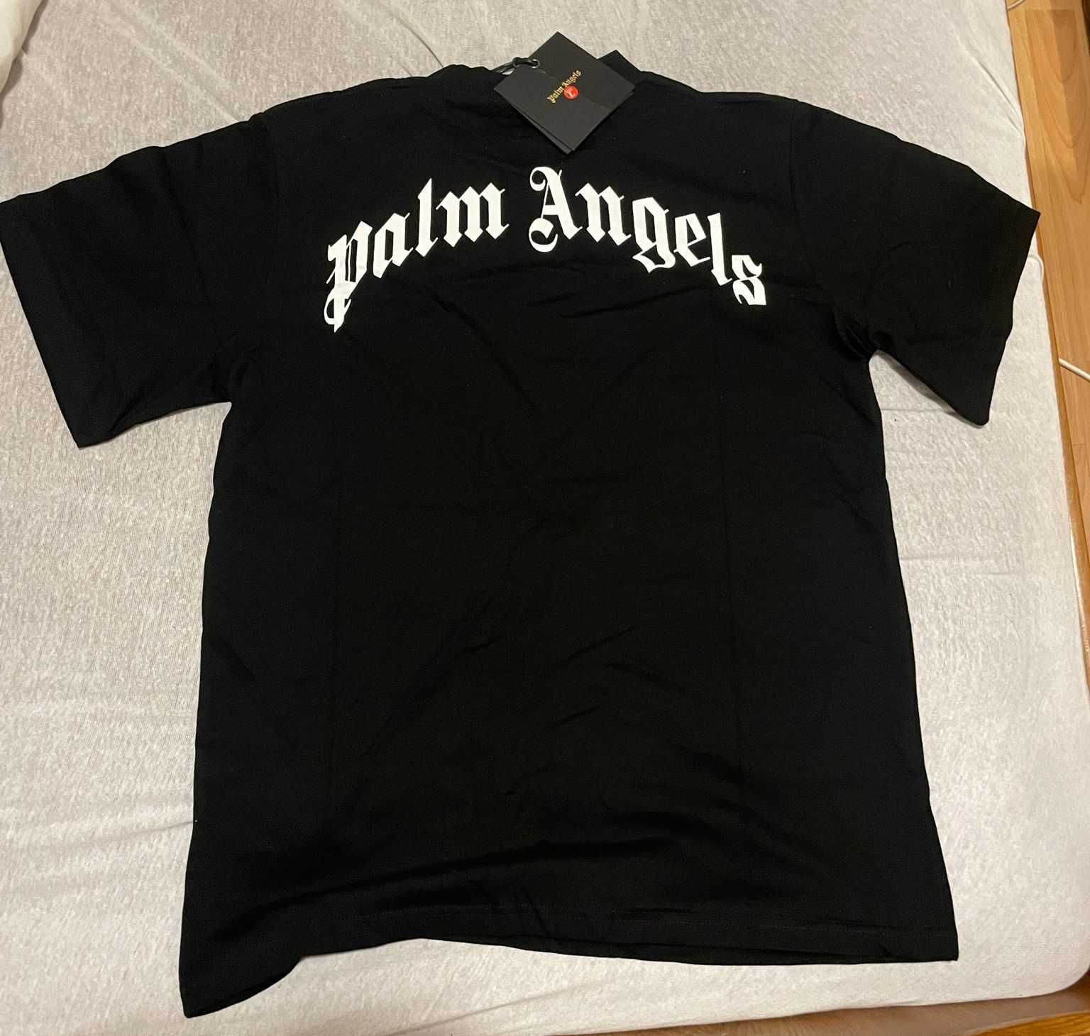 Vand Tricou Palm Angels, nou cu eticheta marimea L 70-85kg peste 1,65