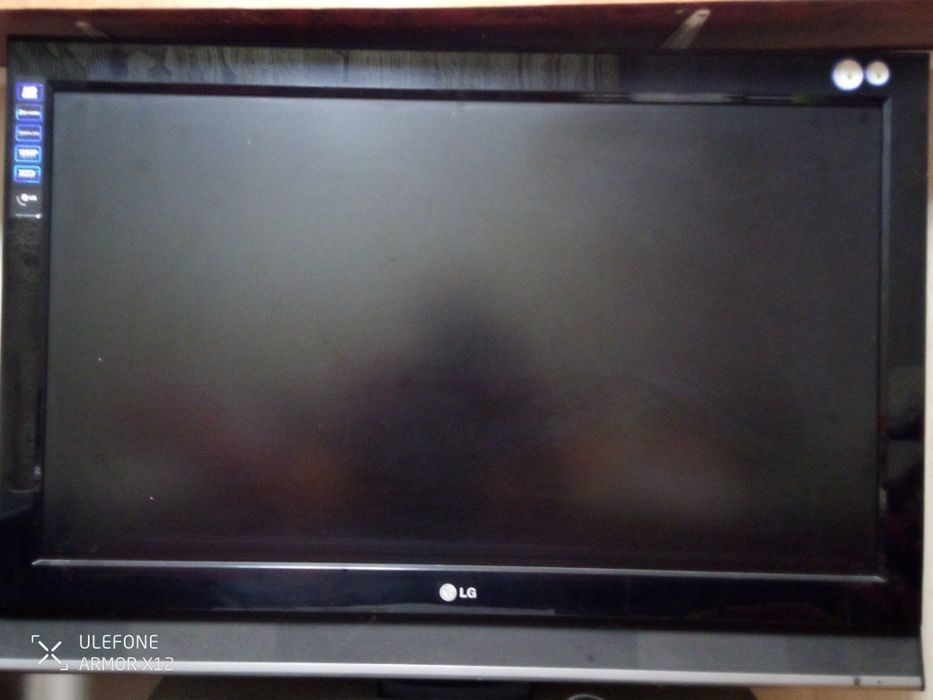 Televizor LG diagonală 95 cm