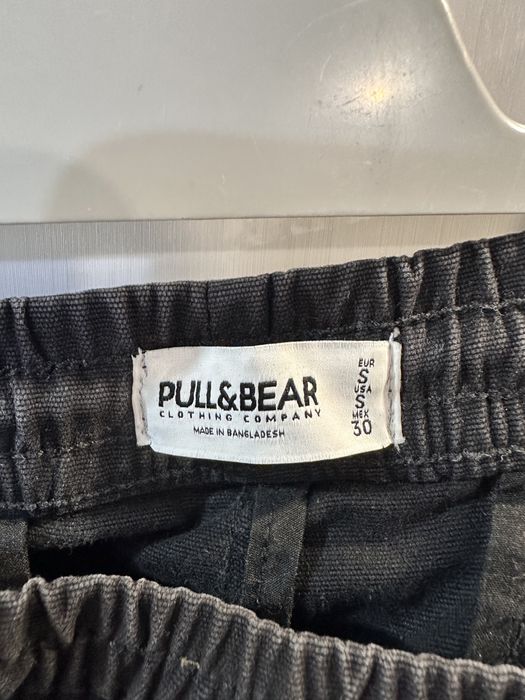 Pantaloni cargo bărbați PULL&BEAR