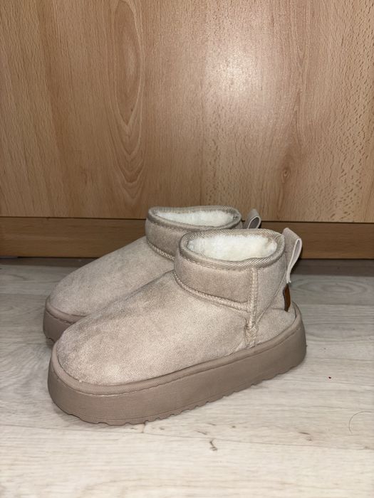 Угги бежевые