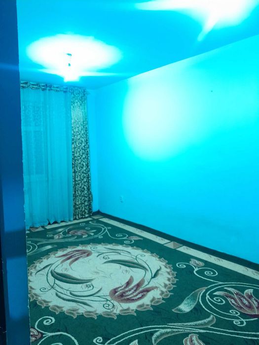 Bek baraka bozori yonida yashashga tayyor 2 xonali kvartira — 54 kv.m”