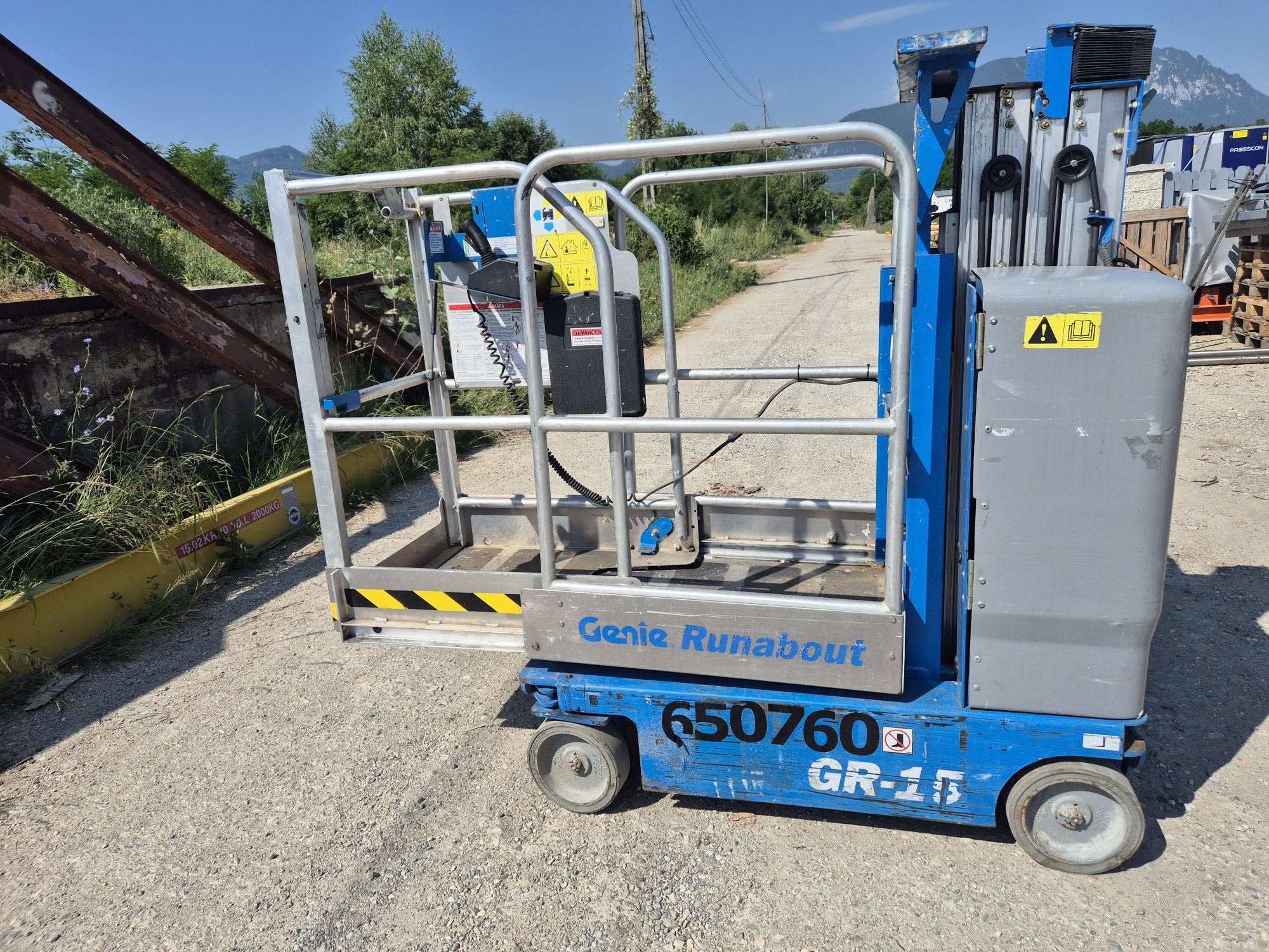 Nacela electrica verticala GENIE