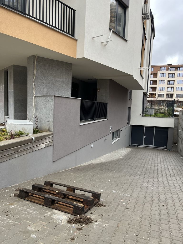 Продава се Гараж / Паркомясто в София, Младост 2 - 13 кв.м за 1693 €/кв.м - Снимка #1