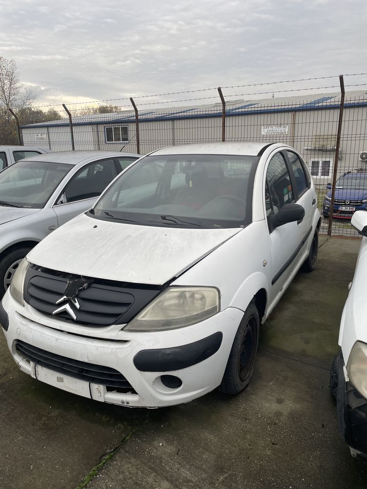 Dezmembrez Citroen C3