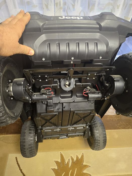 Masinita electrica copii Jeep Wrangler